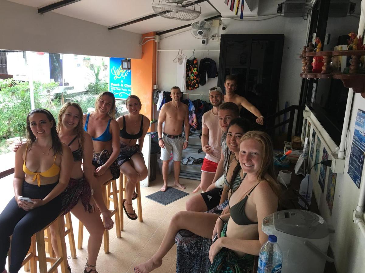 Voyagers Hostel Phi Phi Adaları Dış mekan fotoğraf