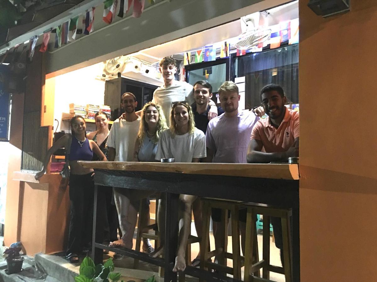 Voyagers Hostel Phi Phi Adaları Dış mekan fotoğraf